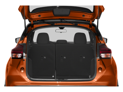 2022 Nissan Kicks SR