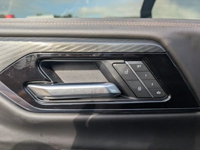 2025 GMC Yukon AT4