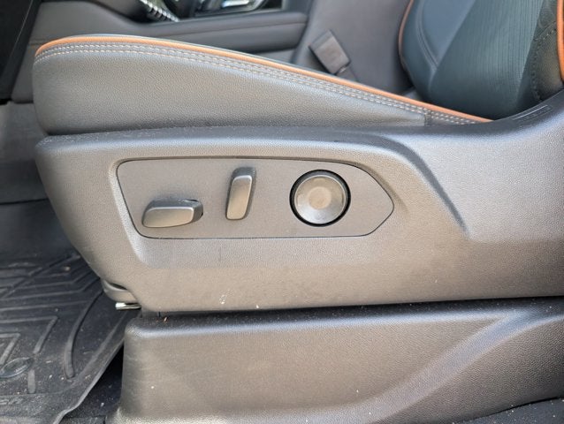 2025 GMC Yukon AT4