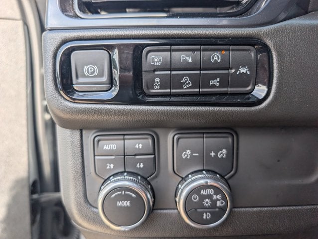 2025 GMC Yukon AT4
