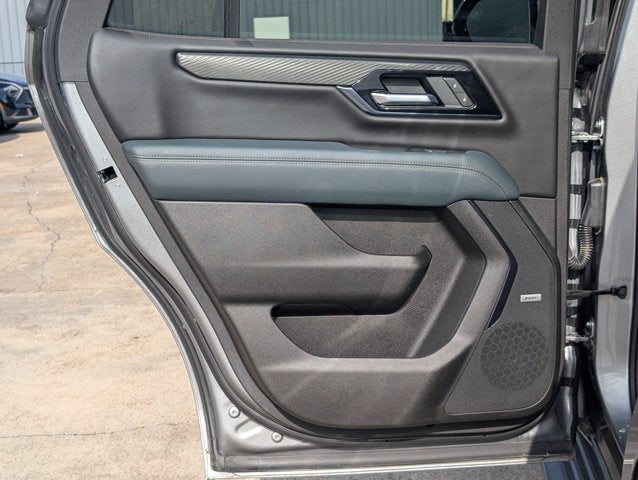 2025 GMC Yukon AT4