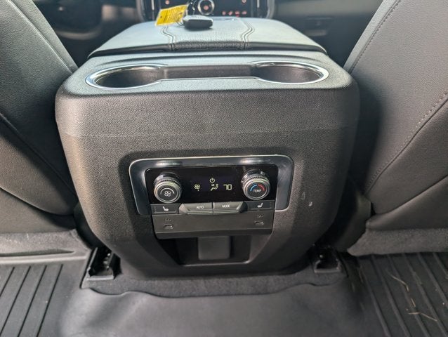 2025 GMC Yukon AT4
