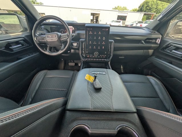 2025 GMC Yukon AT4