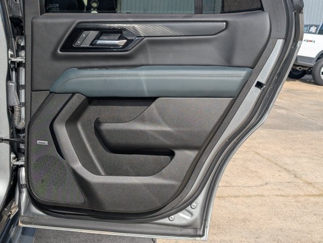 2025 GMC Yukon AT4