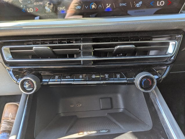 2025 Chevrolet Traverse FWD LT