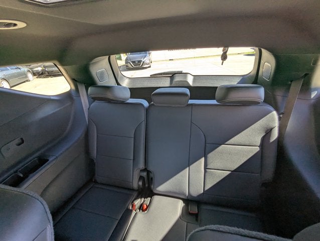 2025 Chevrolet Traverse FWD LT