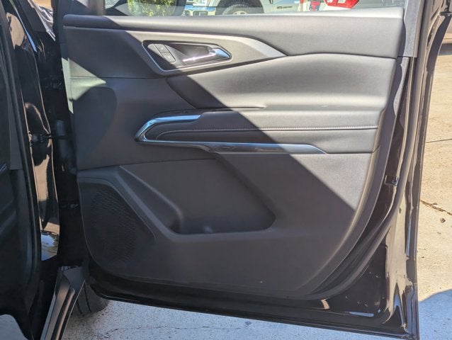 2025 Chevrolet Traverse FWD LT