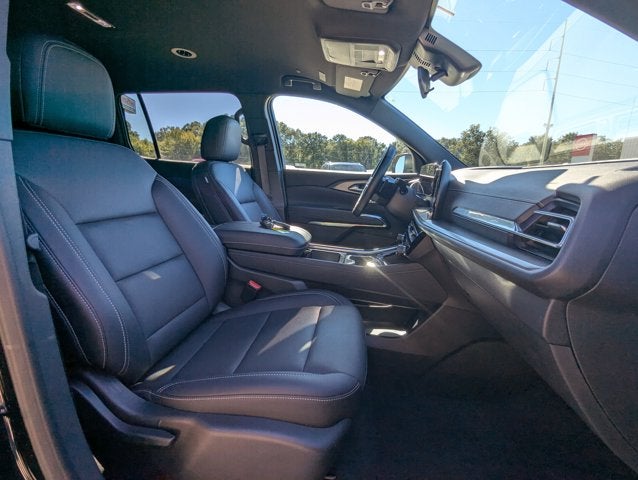 2025 Chevrolet Traverse FWD LT