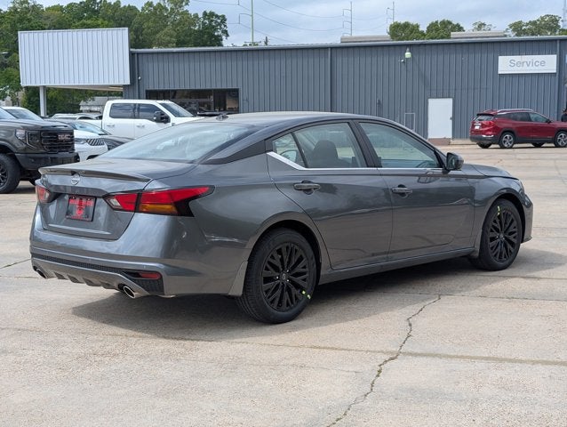 2026 Nissan Altima SR