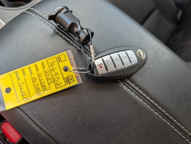 2025 Nissan Altima SV