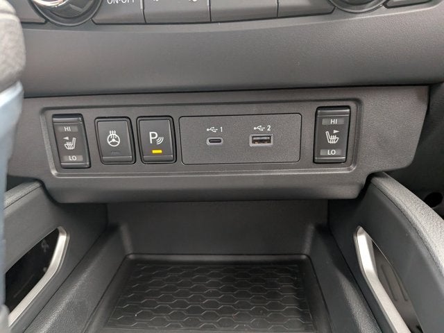 2027 Nissan Frontier SV