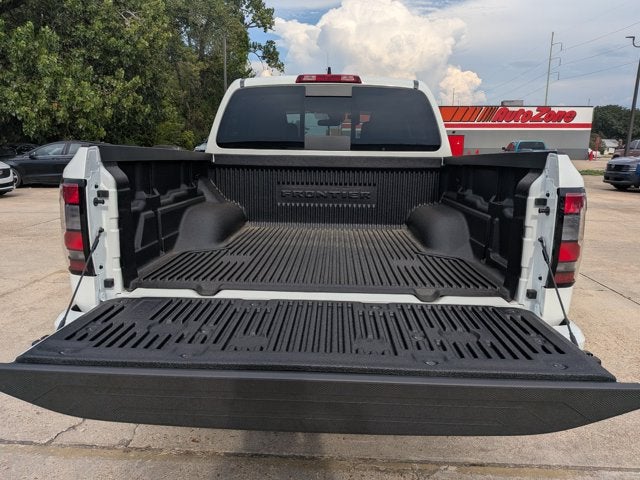 2027 Nissan Frontier SV