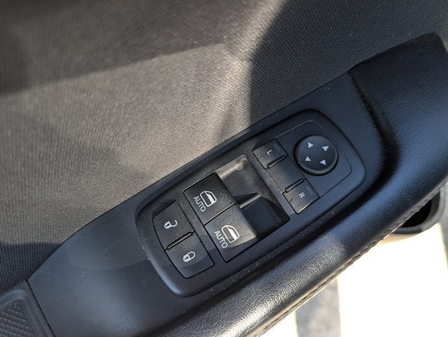 2015 Dodge Challenger R/T Shaker