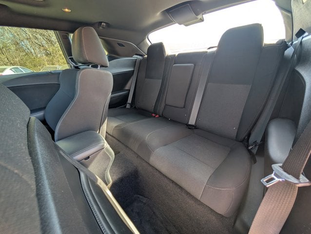 2015 Dodge Challenger R/T Shaker