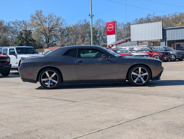 2015 Dodge Challenger R/T Shaker
