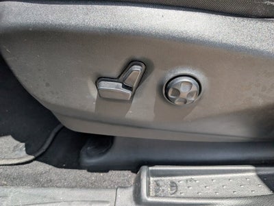 2024 Chrysler Pacifica Hybrid Premium S Appearance Pkg