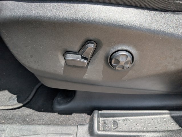2024 Chrysler Pacifica Hybrid Premium S Appearance Pkg