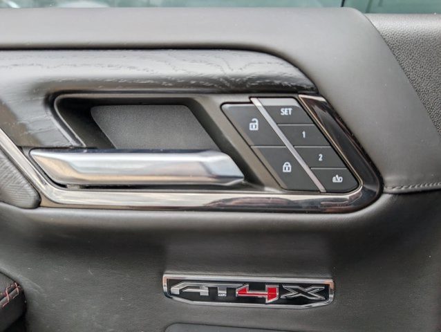 2023 GMC Sierra 1500 AT4X
