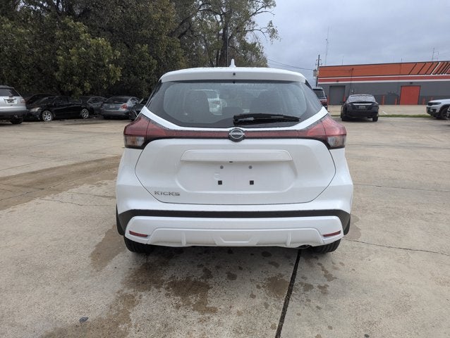 2025 Nissan Kicks Play S