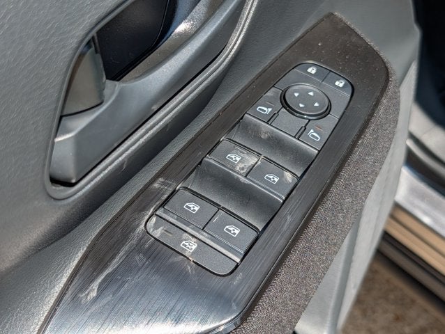 2027 Nissan Kicks S
