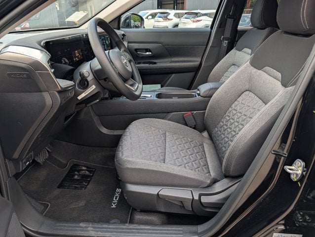2027 Nissan Kicks SV