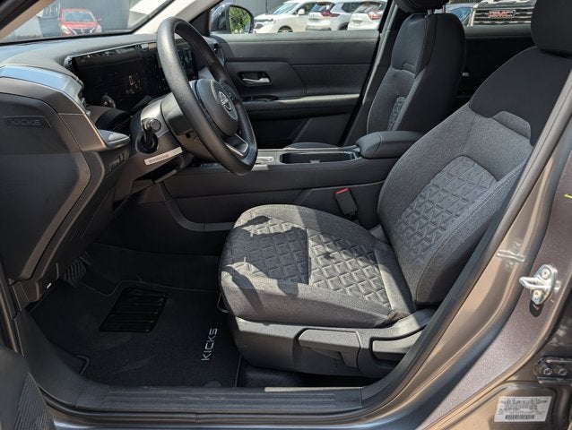 2027 Nissan Kicks SV
