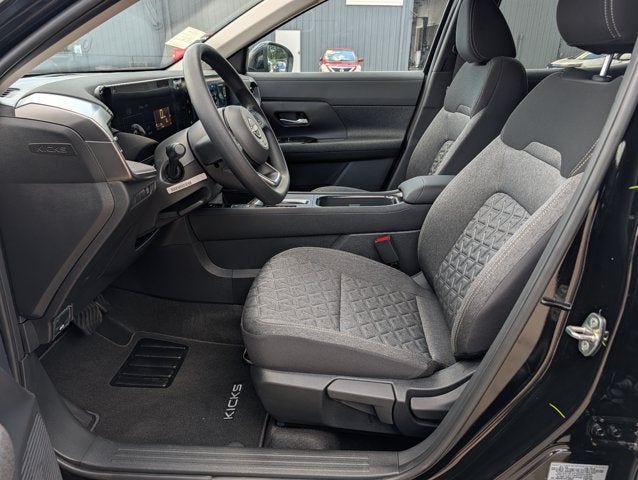 2027 Nissan Kicks SV