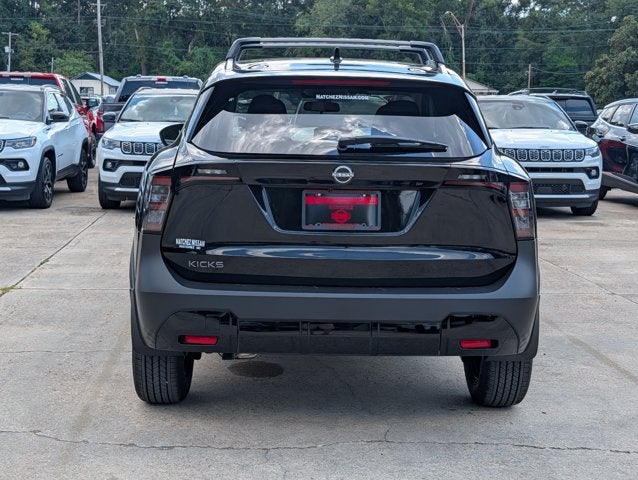 2027 Nissan Kicks SV