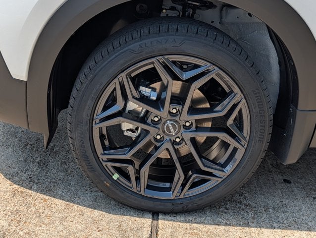 2027 Nissan Kicks SR