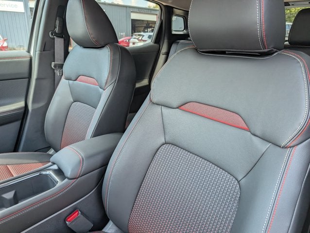 2027 Nissan Kicks SR