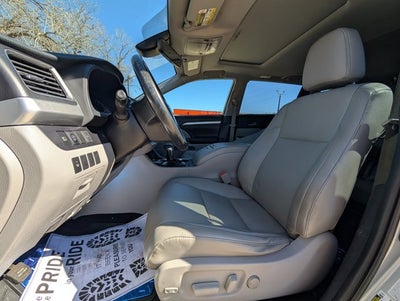 2019 Toyota Highlander Base