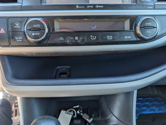 2019 Toyota Highlander Base