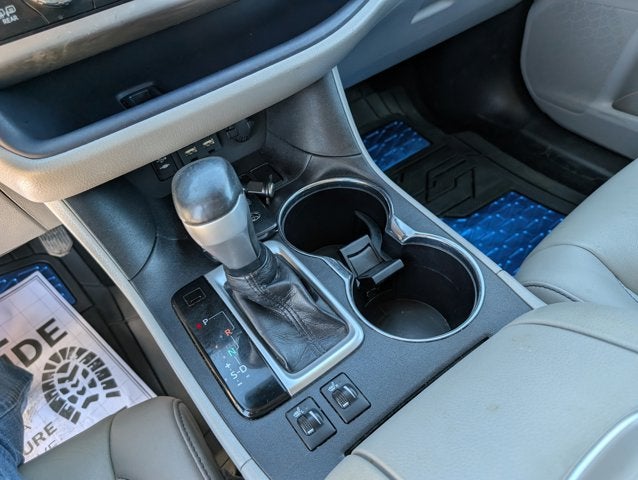 2019 Toyota Highlander Base