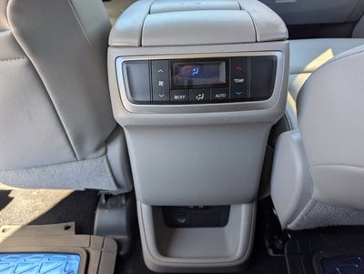 2019 Toyota Highlander Base
