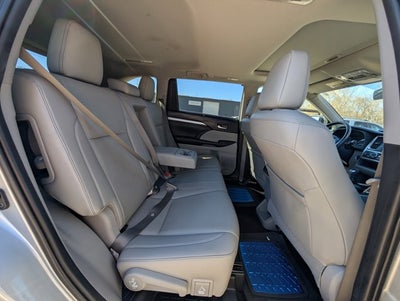 2019 Toyota Highlander Base