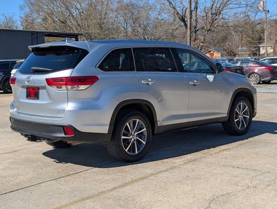 2019 Toyota Highlander Base