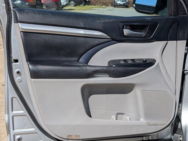 2019 Toyota Highlander Base