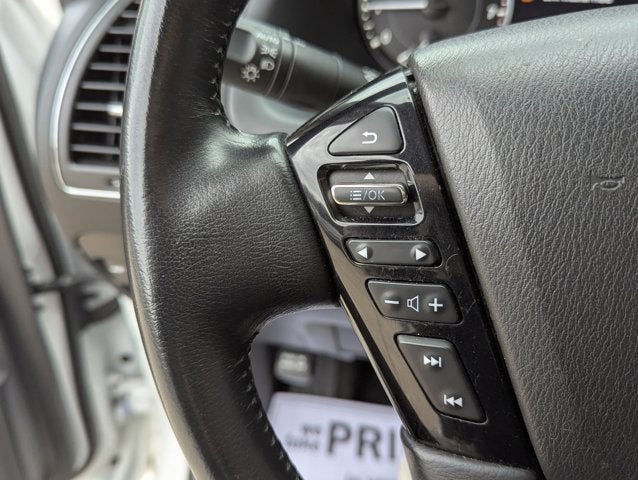 2022 Nissan Armada SL