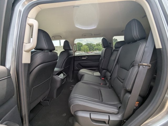 2025 Nissan Armada SV