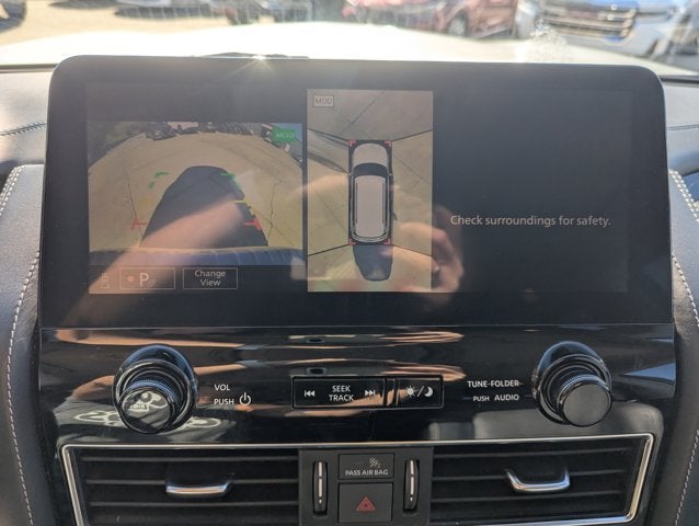 2022 INFINITI QX80 LUXE