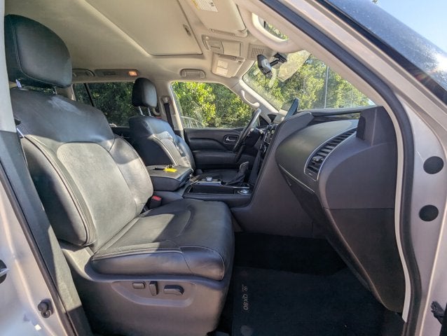 2022 INFINITI QX80 LUXE