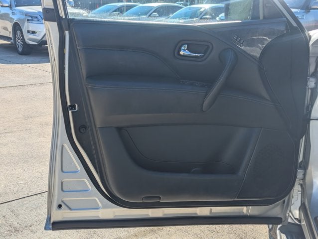 2022 INFINITI QX80 LUXE