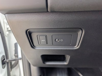 2024 Land Rover Discovery S