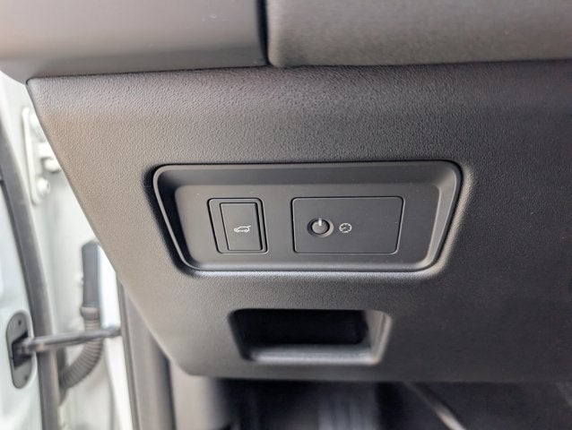 2024 Land Rover Discovery S