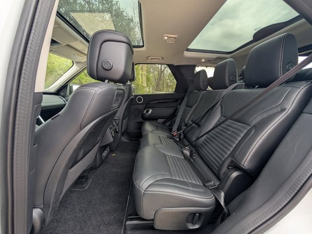 2024 Land Rover Discovery S