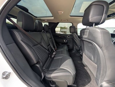 2024 Land Rover Discovery S