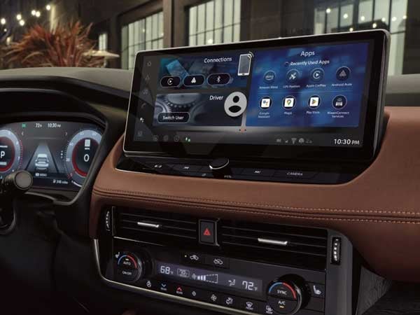 2025 Nissan Rogue dash