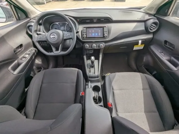 2025 Nissan Kicks Play Dashboard