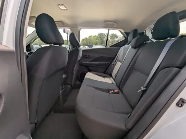 2025 Nissan Kicks Play Rear Seat